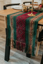 Load image into Gallery viewer, Holiday Table Runner