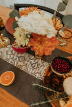 Load image into Gallery viewer, Aire Table Runner