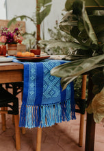 Load image into Gallery viewer, Agua 2.0 Table Runner