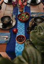 Load image into Gallery viewer, Agua Table Runner