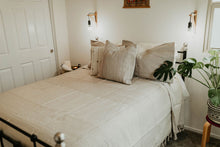 Load image into Gallery viewer, Tierra Coverlet