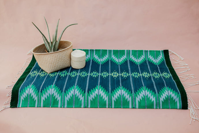 naturally artisanal yarn mat