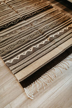 Load image into Gallery viewer, Rugs in Los Angeles, handmade in Mexico, Mexico in USA, Gifts in USA,  Gifts in Los Angeles
